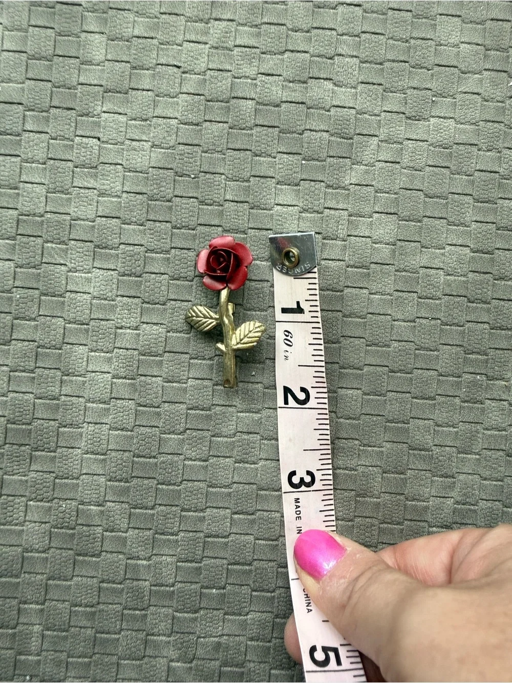 Red Rose Stem Pin Brooch with Antique Gold Leaves